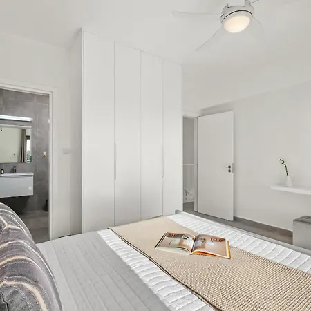 Soleil Luxury By Nomads - Walk To Coral Bay Vila Pegeia
