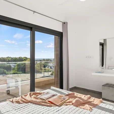 Soleil Luxury By Nomads - Walk To Coral Bay Villa Pegeia