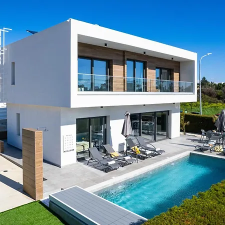 Villa Soleil Luxury By Nomads - Walk To Coral Bay